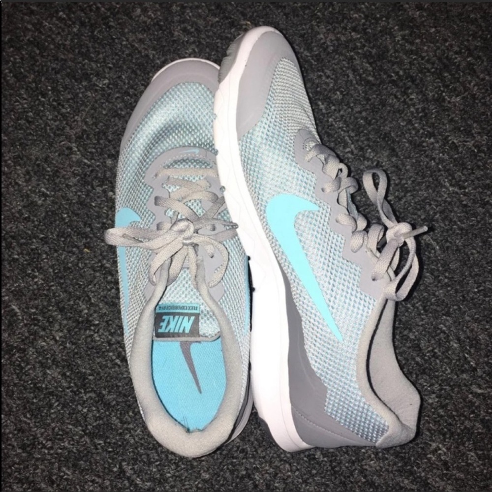 NIKE flex experience running shoe